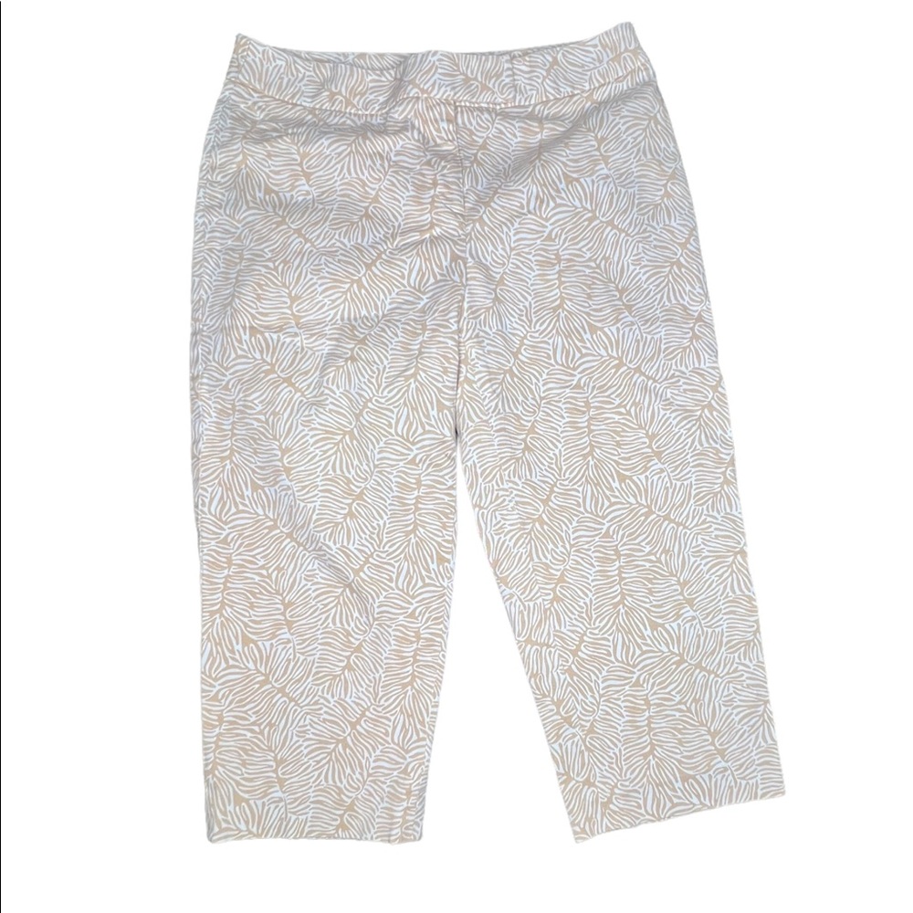 Unlisted By Kenneth Cole Capris Size 10